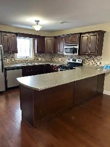 235 Saint John St, West - 4 Bedroom Apartment - Photo 5
