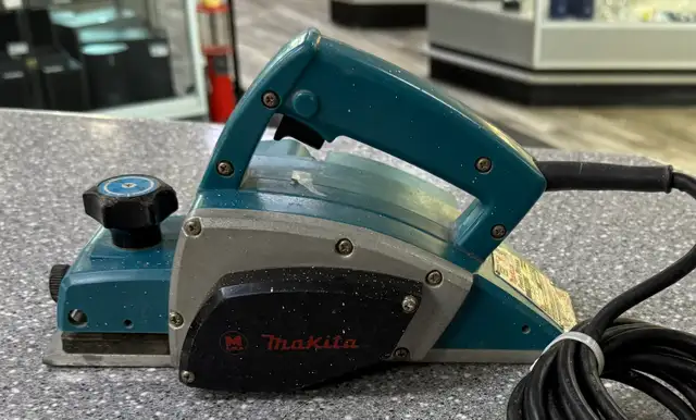 Makita Corded Planner