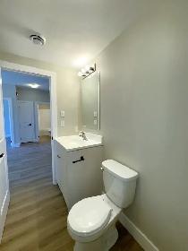 Penetanguishene: 2 Bed, 2 Bath Units (770 sq ft) - Photo 12