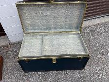 Free delivery used Vintage Style Decorative Storage Trunk - Photo 5