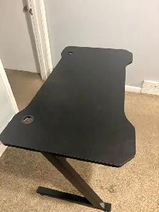 Free delivery used Black gaming desk - Photo 5