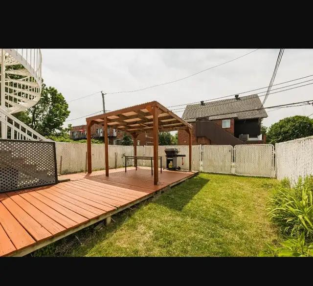 Duplex a louer Lasalle