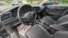 2019 Volkswagen Jetta - Photo 2