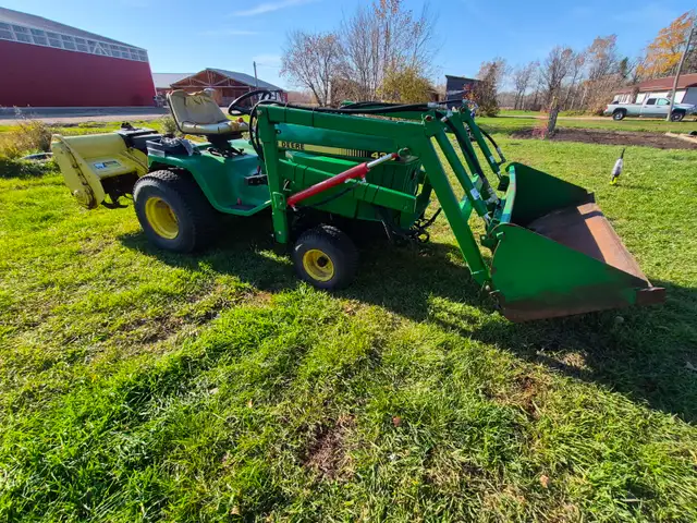 1985 John Deere 430