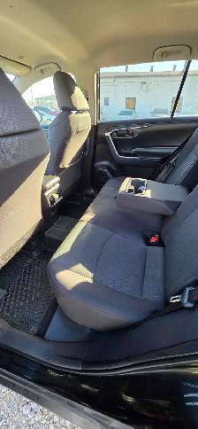 2024 Toyota Rav4 LE AWD /ACCIDENT FREE & ONE OWNER/MECHANICALLY - Photo 28