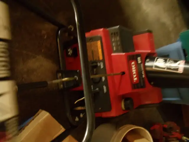 TORO SNOWBLOWER
