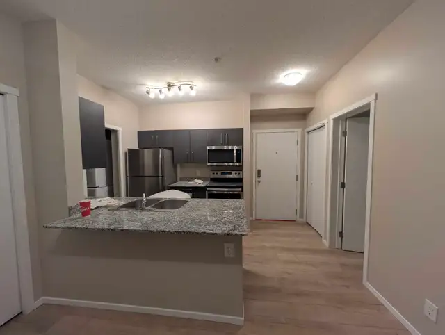3 Bed 2 Bath Condo for rent, Move In now