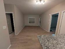 3 Bed 2 Bath Condo for rent, Move In now - Photo 2