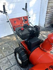 Eaton 8-26 Snowblower – 8 HP – 26' Two-Stage – Electric Start - Photo 10