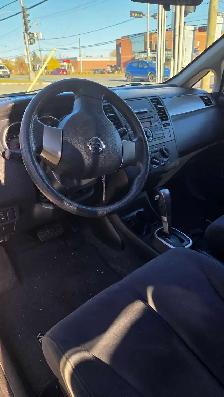 Nissan Versa - Photo 3