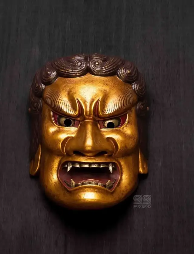Hannya mask