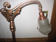 UNIQUE  ANTIQUE CAST IRON VINTAGE BRIDGE LAMP FLOOR LAMP W/TABLE - Photo 5