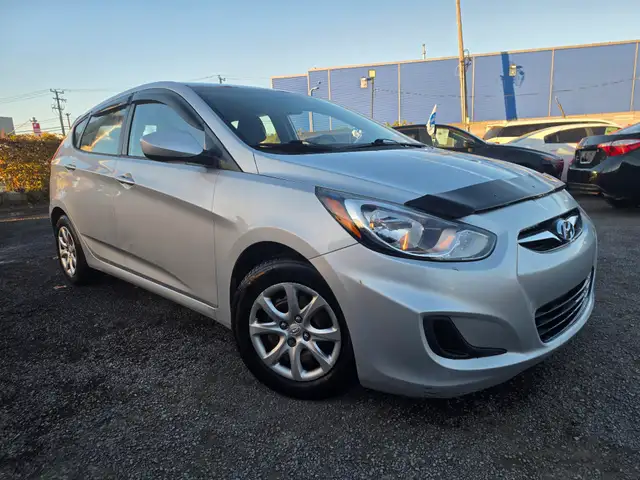 2012 Hyundai Accent PETIT BUGET GARANTIE 1 ANS