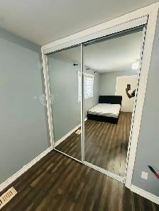Private room for rent in heartland town centre Mississauga - Photo 2
