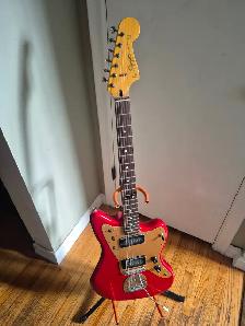 Squier 2017 Deluxe Jazzmaster TR in Candy Apple Red and Gold - Photo 5