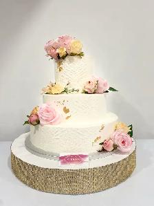 Stunning Cakes wedding cakes with flowers - Photo 6