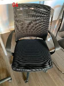 Office  seating chairs clearance sale - Photo 6