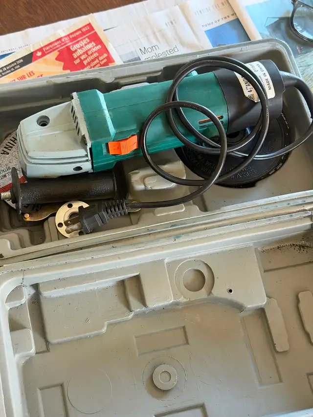 Angle grinder for sale in good condition