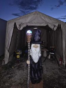 Chainsaw carvings