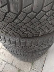225-60R18x4 pneus hiver Continental IceContact. Excellent état