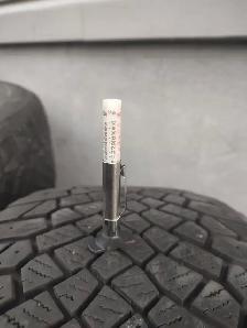 225-60R18x4 pneus hiver Continental IceContact. Excellent état - Photo 8