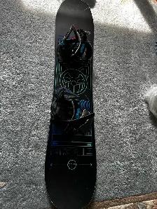 Snowboarding, Binders, and Shoe (2k) - Photo 2
