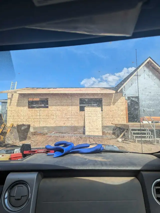 NEED REPAIRS ON YOUR HOUSE? OR LOOKING TO RENOVATE?