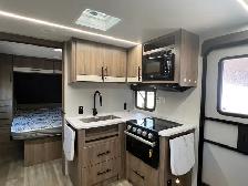 2024 Grand Design Imagine XLS 25DBESH, DOUBLE BUNKS, DUAL ACCESS - Photo 17