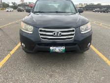 2012 Hyundia Sante Fe AWD - Photo 3