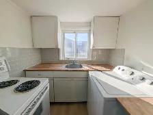 6530 Ash St, Niagara Falls (4) - All Inclusive 2 Bed Upper Unit - Photo 10