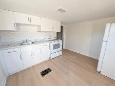 6530 Ash St, Niagara Falls (6) - 2 Bedroom Upper Unit - Photo 2