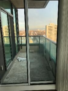 Condo 2 Bedroom Plus Den Toronto York Street Lake View for Rent - Photo 9