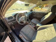 2010 Golf Wagon 2.5 L 146000 kmDealer Serviced - Photo 5