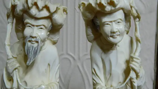 PAIRE DE FIGURINES EN IVOIRE Chinoise Pëcheur et Pëcheuse 9 pouc