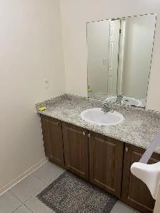 BACHELOR/ STUDIO APPARTMENT FIR RENT IN BRAMPTON - Photo 9