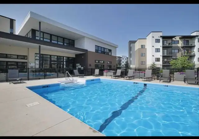 2 Bedroom 2 Bathroom   Den