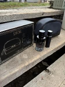 Dior Sauvage Gift Set EDP 100ml Travel Spray Pouch New - Photo 3
