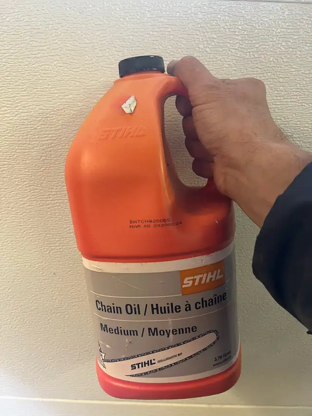 chainsaw BAR oil