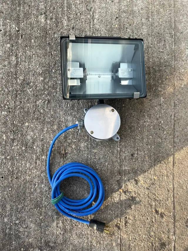 floodlight