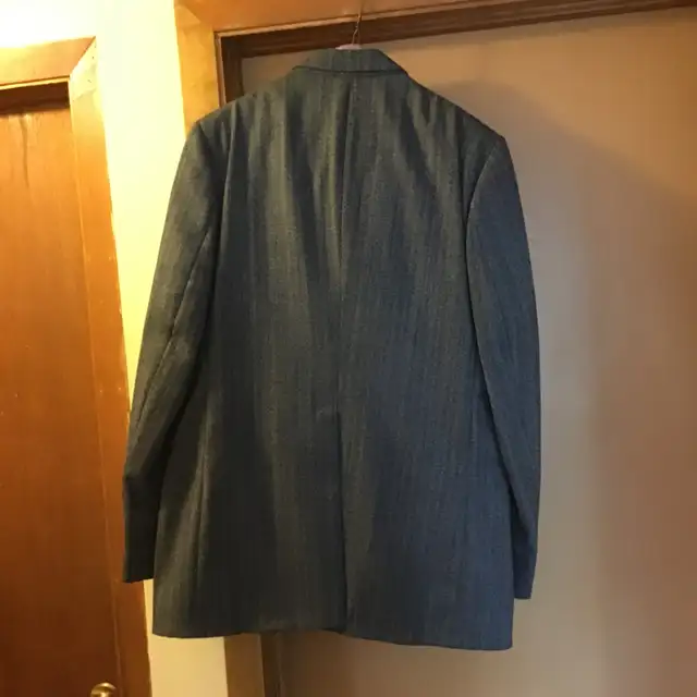 Men’s suit for sale