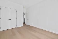 Brand New 4 Bedroom Main floor Unit! - Photo 10