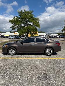 selling Car - Photo 2