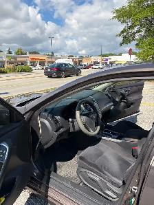 selling Car - Photo 5