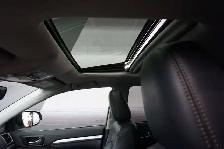 2019 Toyota Highlander XLE AWD 7 PASSAGERS - CUIR TOIT - GPS NAV - Photo 15