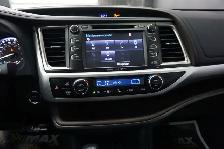 2019 Toyota Highlander XLE AWD 7 PASSAGERS - CUIR TOIT - GPS NAV - Photo 21