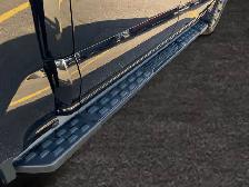 2024 Ford F-150 Lightning LARIAT SuperCrew - Photo 11