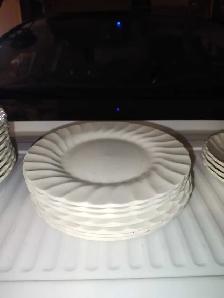 2 dish sets - Photo 2