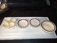 2 dish sets - Photo 6