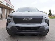 2025 Chevrolet Silverado EV IMMACULATE- - EXCELLENT HISTORY - - - Photo 6