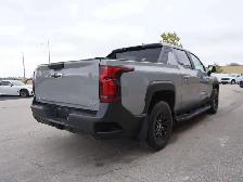 2025 Chevrolet Silverado EV IMMACULATE- - EXCELLENT HISTORY - - - Photo 10